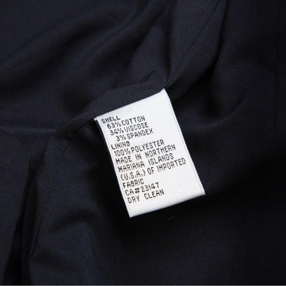 Talbots navy tailored 2 button fitted blazer stretch line in size 4 - Picture 10 of 10